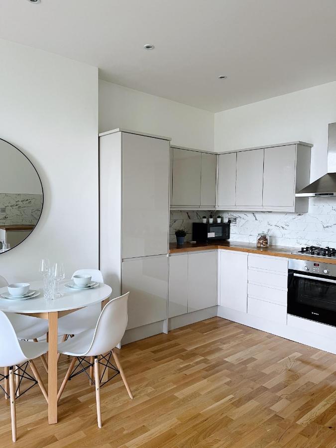 Luxuriously Flat In Streatham Apartament
